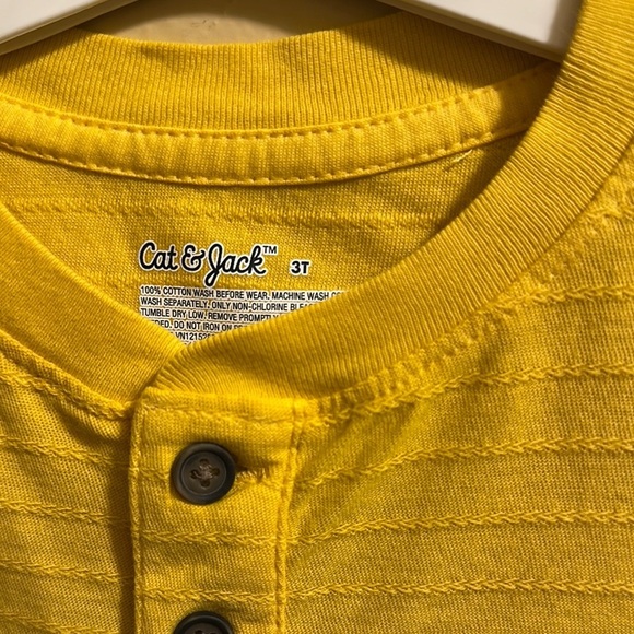 Cat & Jack Bright Yellow Short Sleeve Tee - Picture 2 of 2